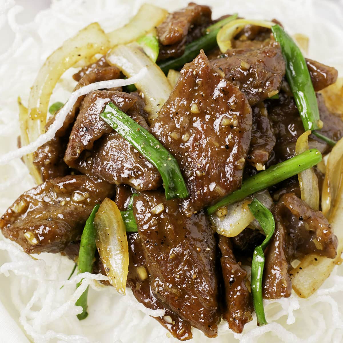 Mongolian Beef with Caramelized Soy Sauce and Green Onions