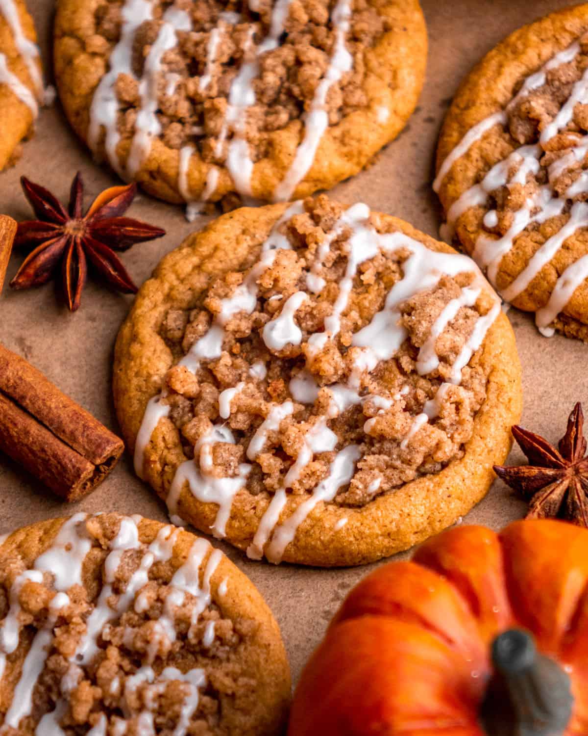 Pumpkin Coffee Cake Cookies with Crunchy Brown Sugar Streusel