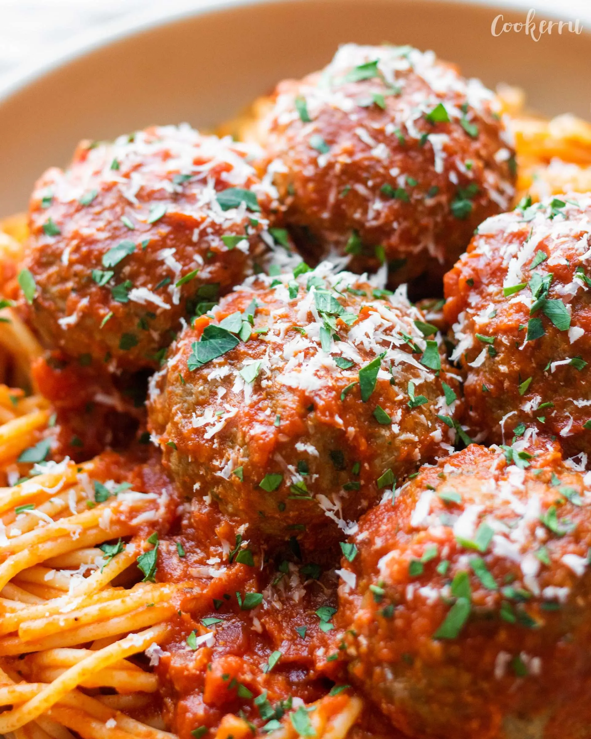 Melt-In-Your-Mouth Italian Meatballs: Tender and Juicy in Just 30 Minutes