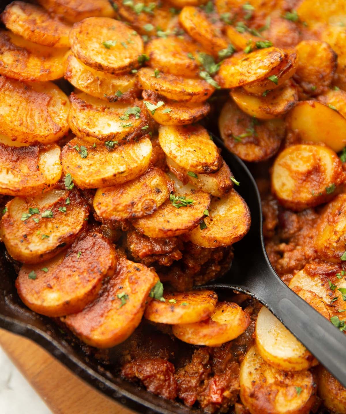 Chilli Beef Hotpot with Tender Baby Potato Topping