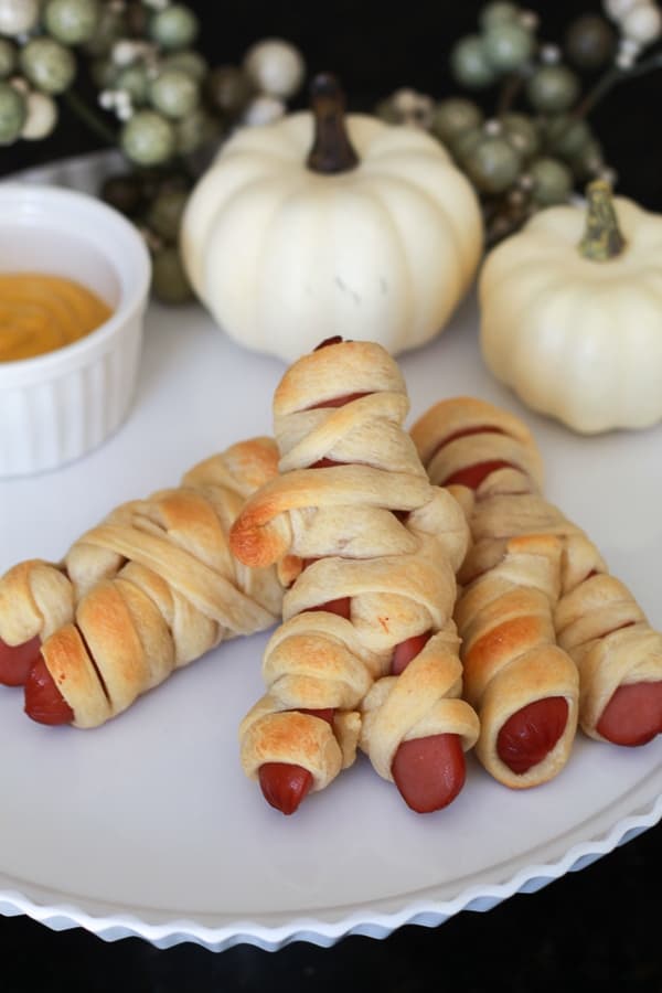 Easy Mummy Hot Dogs With Crescent Dough Arms and Legs