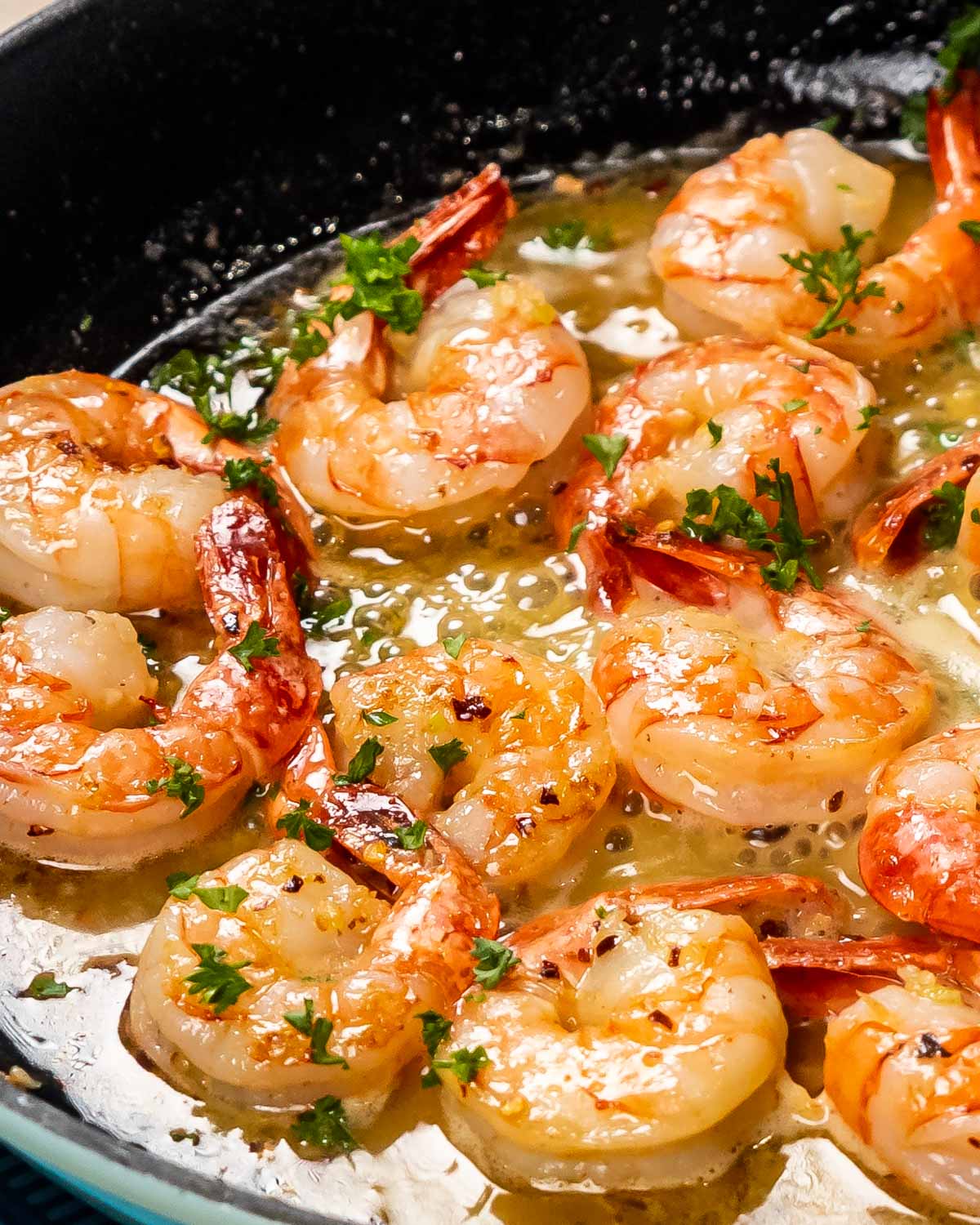 Garlic Butter Shrimp with Lemon, Parsley, and Red Pepper Flakes