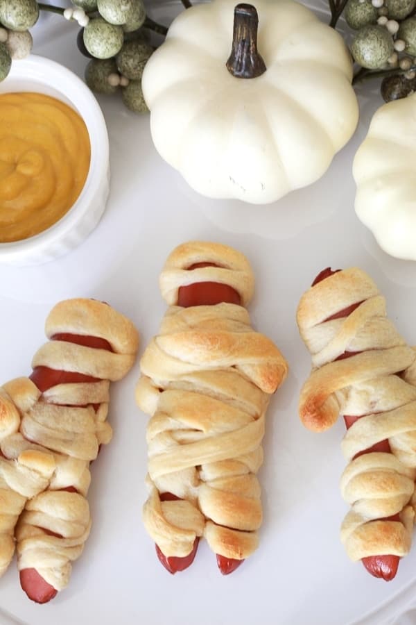 Easy Mummy Hot Dogs With Crescent Dough Arms and Legs