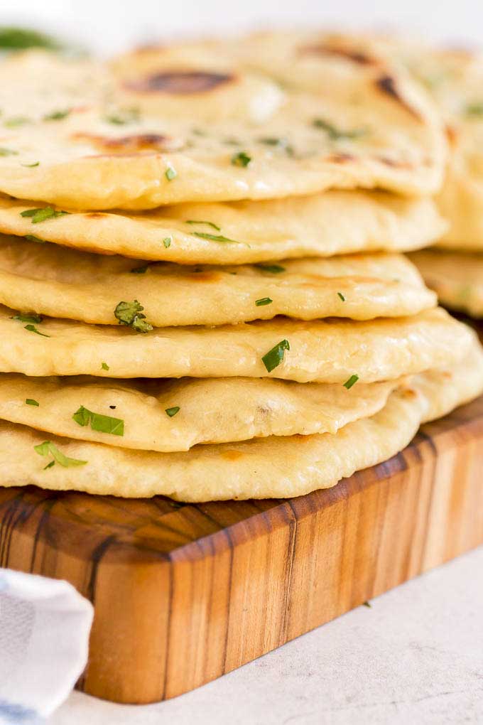 Easy No-Yeast Skillet Flatbread with Golden Crisp Edges