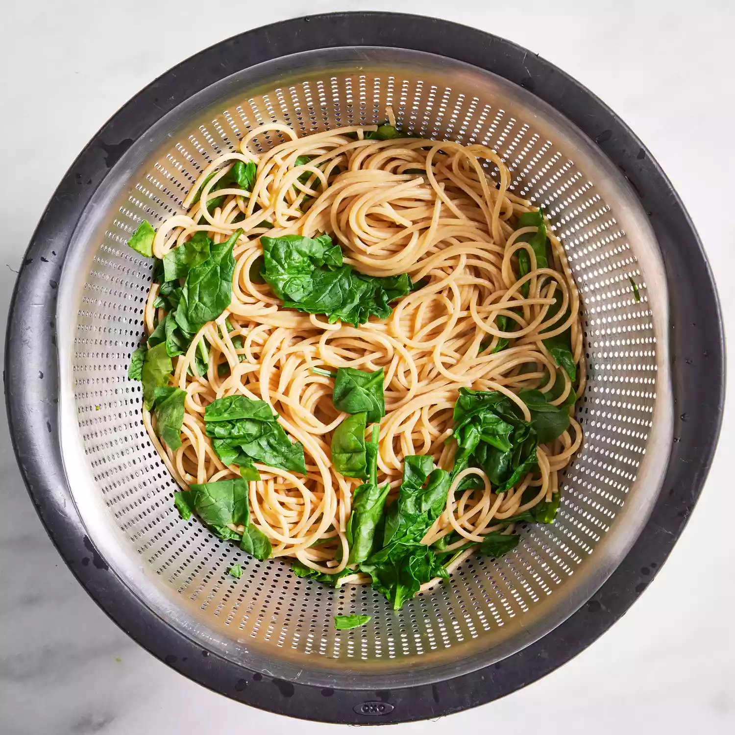 Spaghetti & Spinach with Sun-Dried Tomato Cream Sauce: Fast Pasta Dinner with Rich Flavor