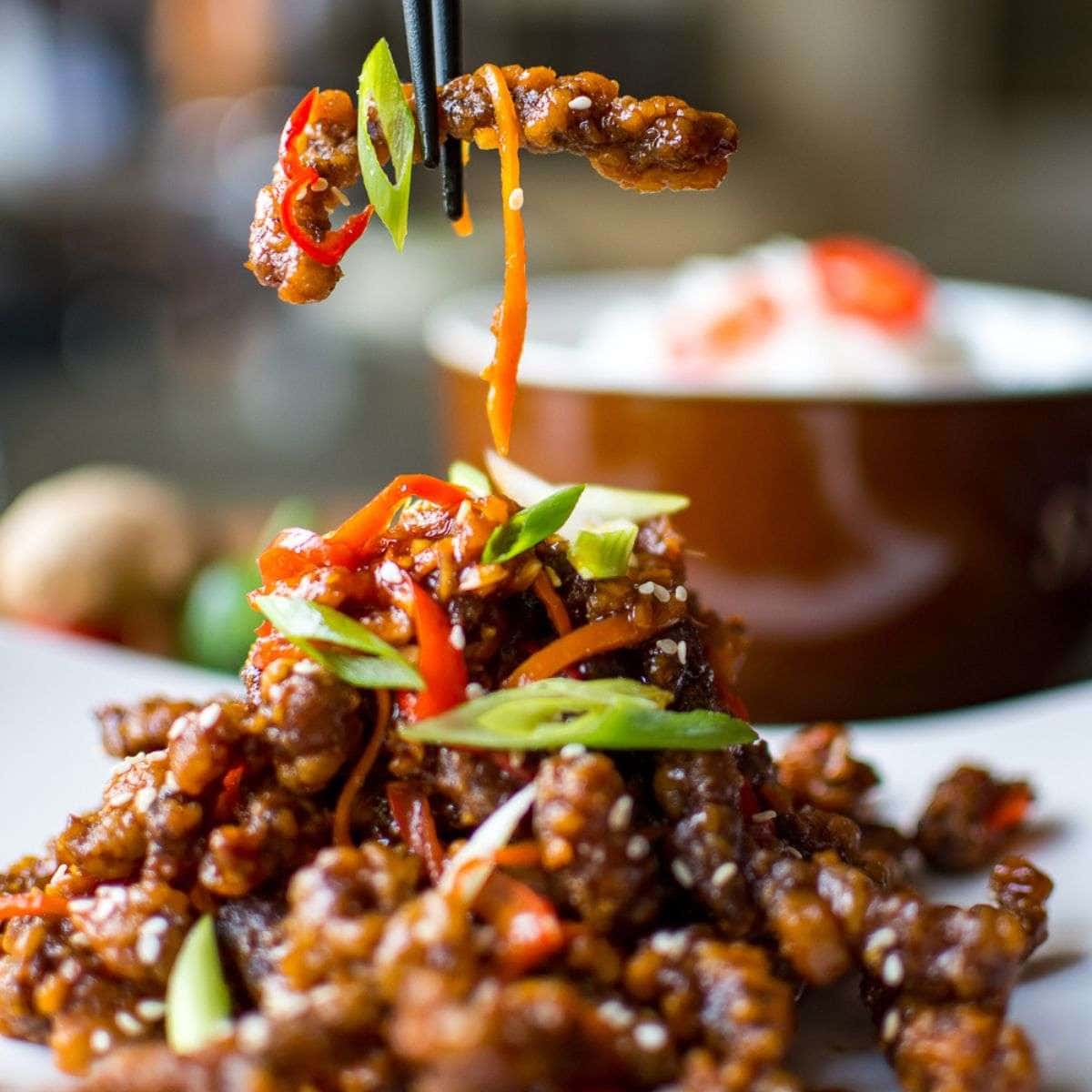 Crispy Chilli Beef With Sticky Sweet-Spicy Sauce