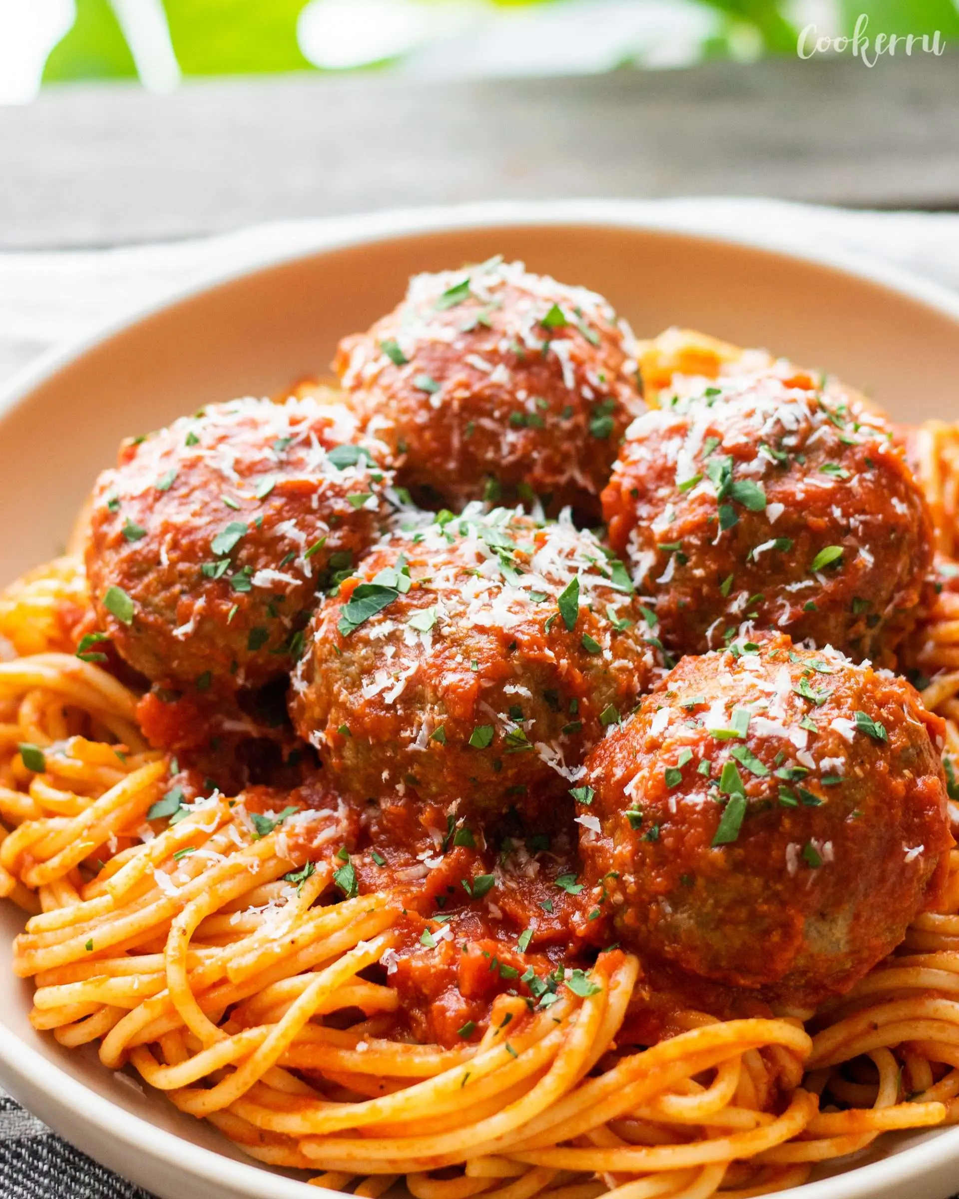 Melt-In-Your-Mouth Italian Meatballs: Tender and Juicy in Just 30 Minutes